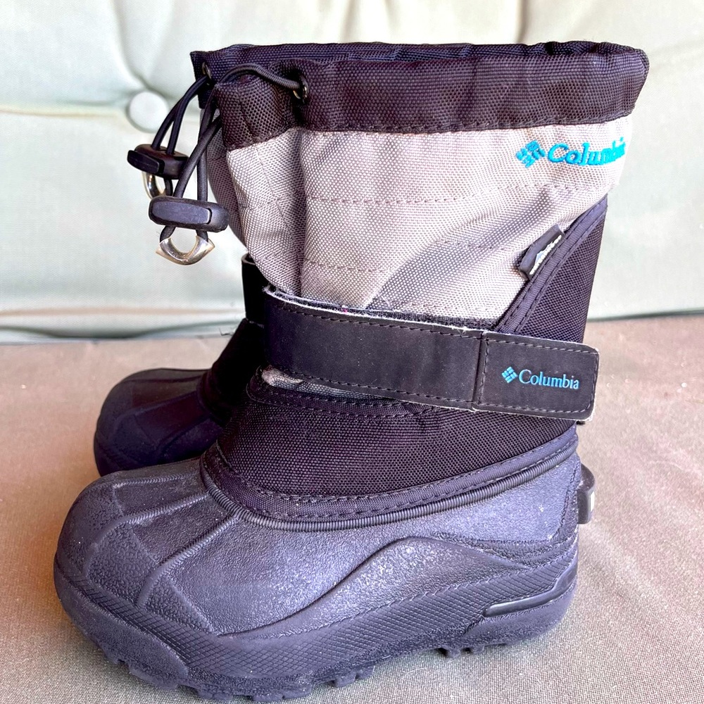 Columbia Kid's Toddler size 9 Powderbug Plus II Snow Boot Black Gray